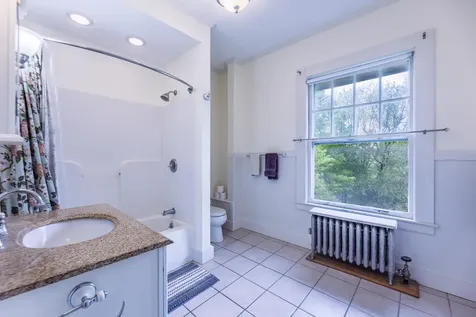 27 Shaker Hill Road Enfield NH 03748