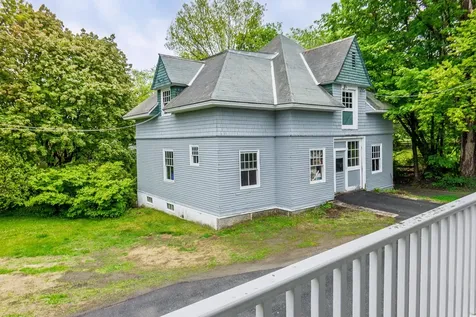 27 Shaker Hill Road Enfield NH 03748