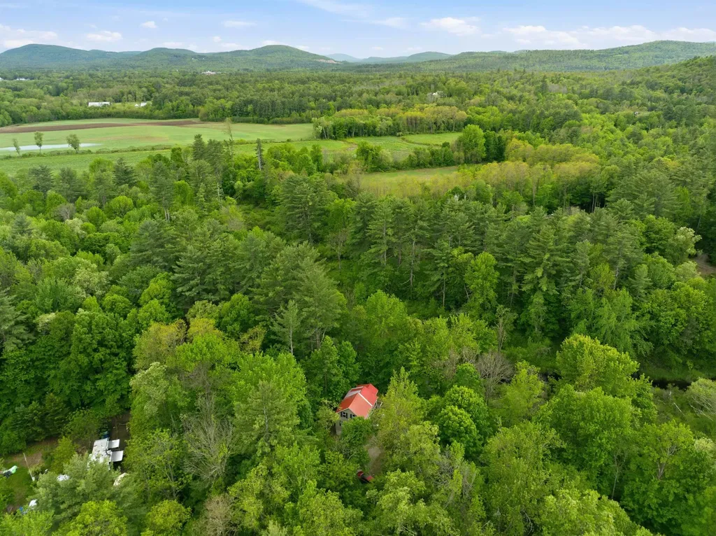 30 Moat Brook Drive Conway NH 03818