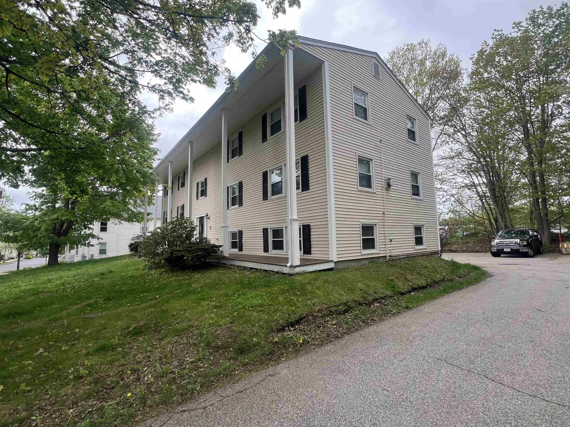 140 Cass Street Portsmouth NH 03801