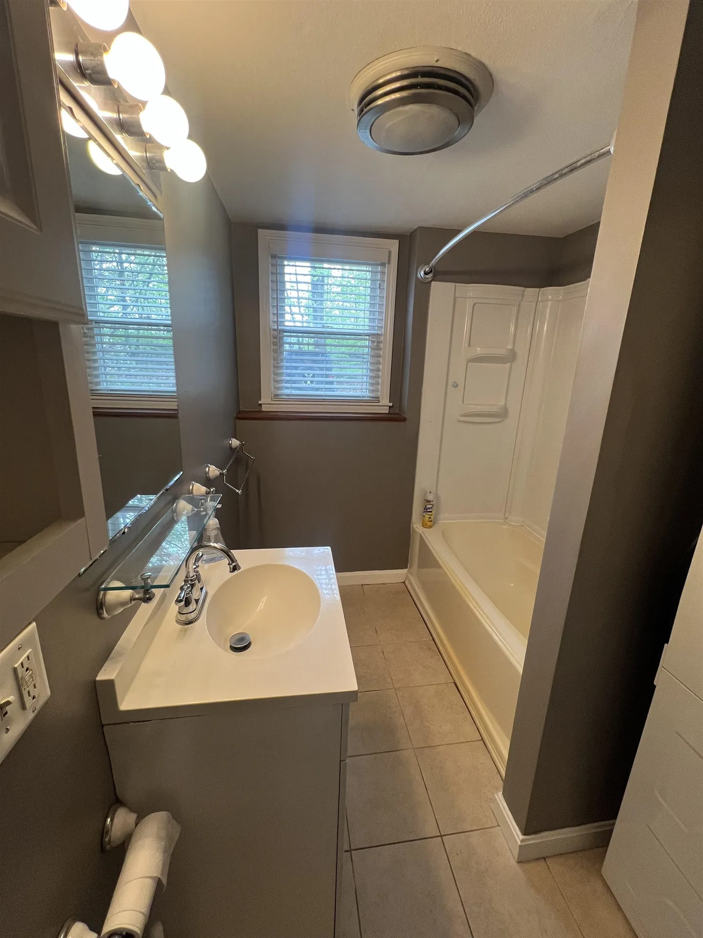 140 Cass Street Portsmouth NH 03801