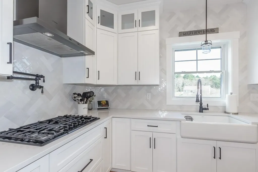 18 Caymus Ridge Salem NH 03079