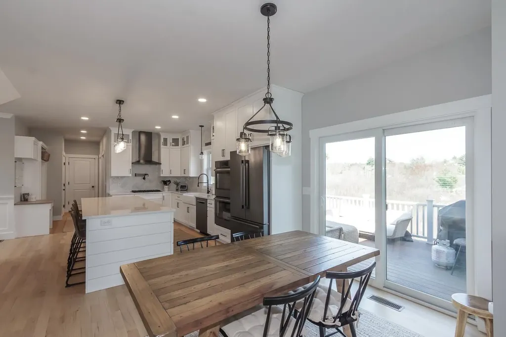18 Caymus Ridge Salem NH 03079