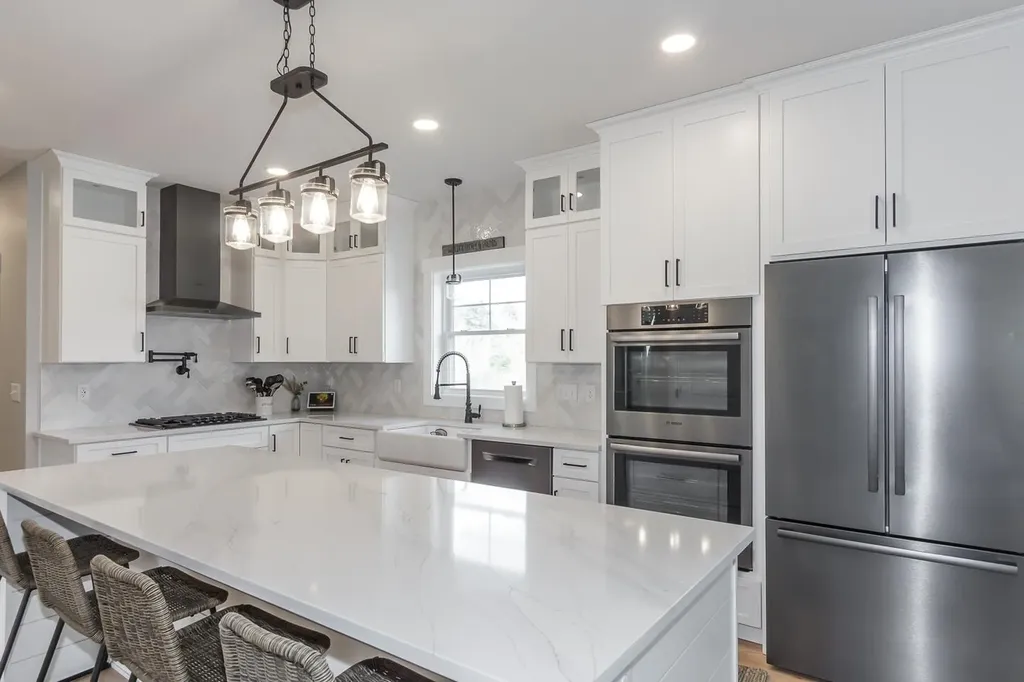 18 Caymus Ridge Salem NH 03079