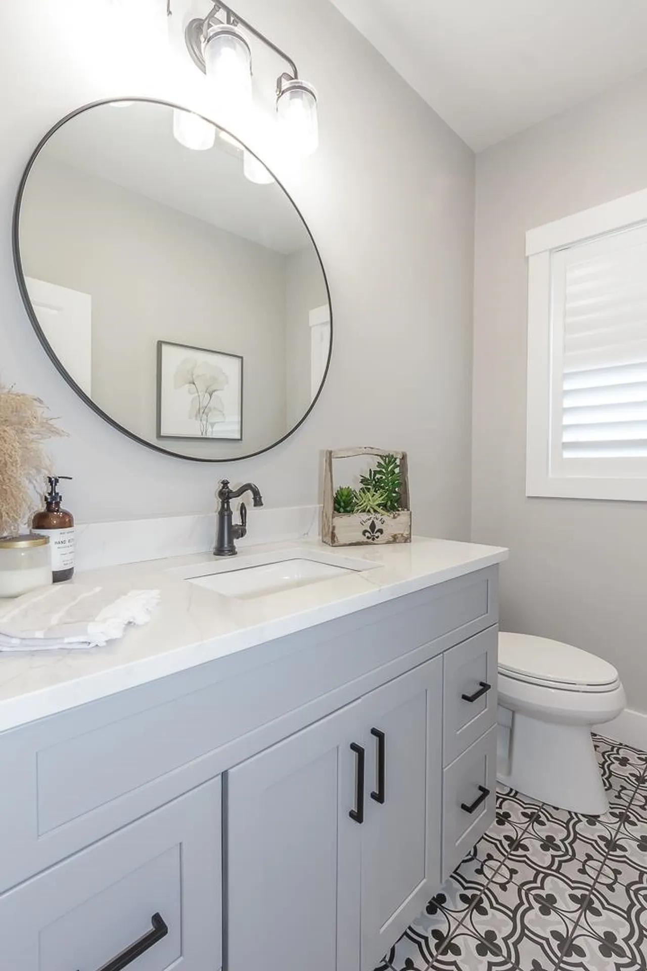 18 Caymus Ridge Salem NH 03079