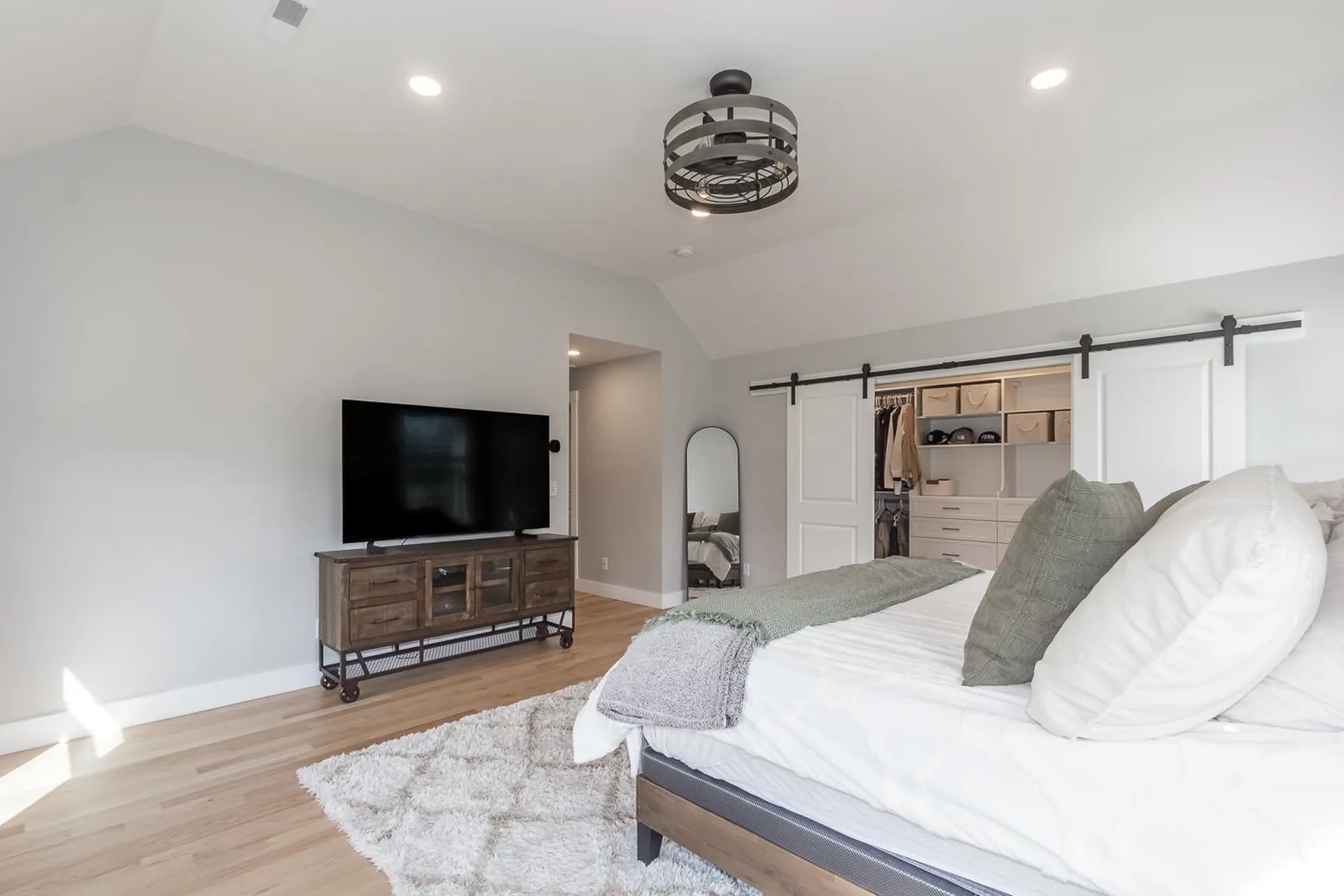 18 Caymus Ridge Salem NH 03079