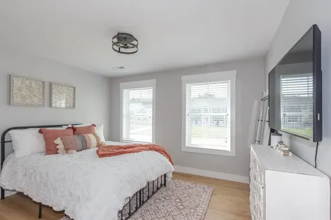 18 Caymus Ridge Salem NH 03079