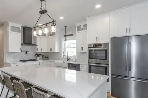 18 Caymus Ridge Salem NH 03079