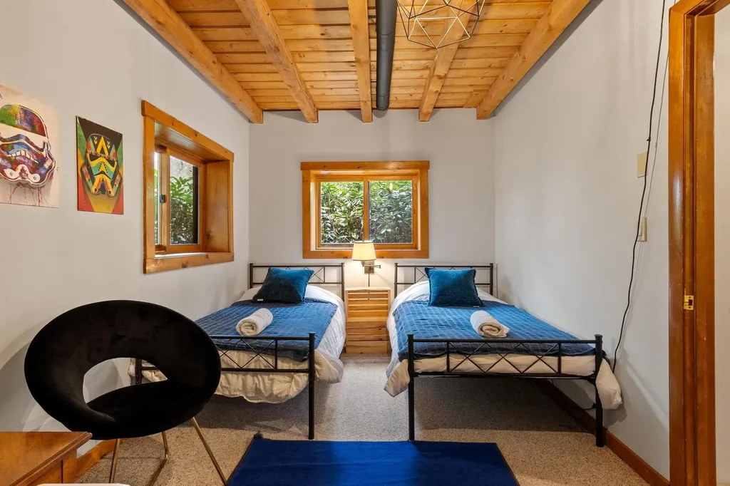 34 Jowders Cove Road Rindge NH 03461