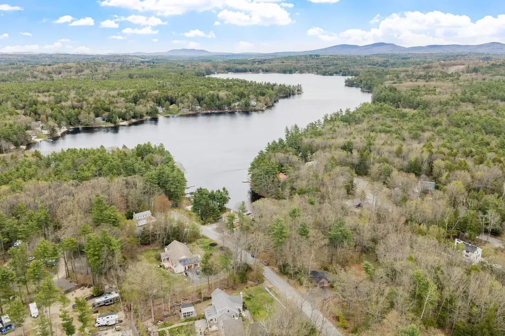 34 Jowders Cove Road Rindge NH 03461