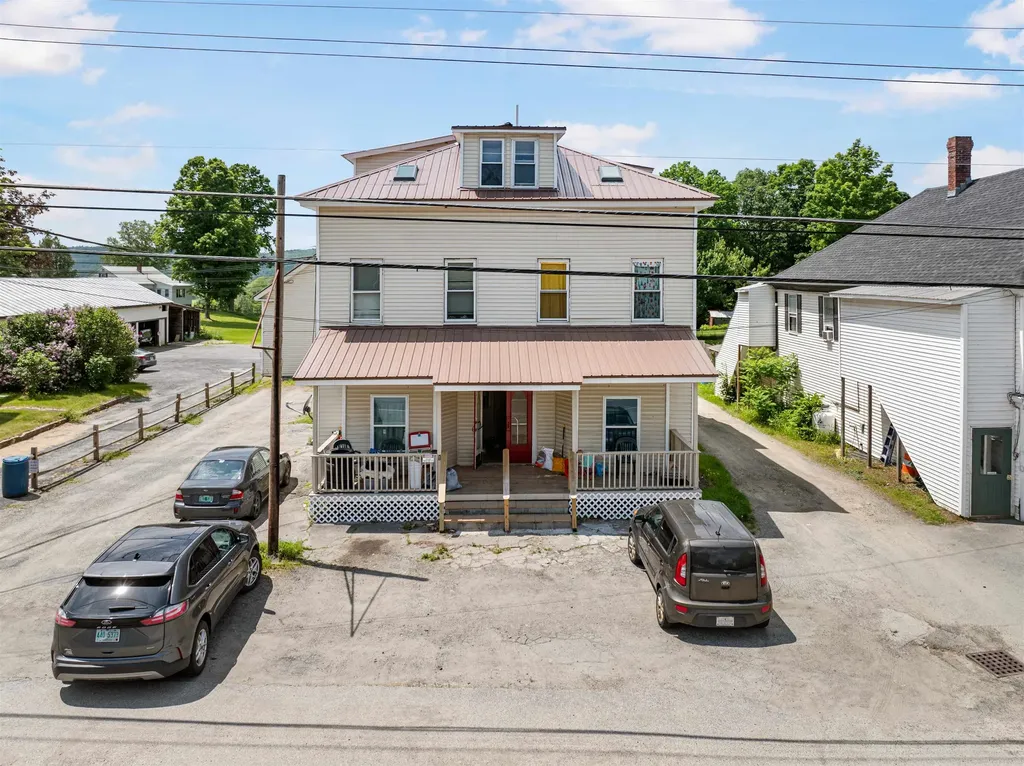 2733 Dartmouth College Highway Haverhill NH 03774