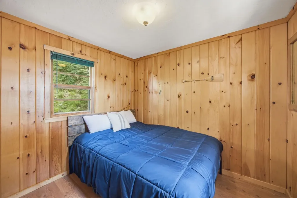 310 Hemlock Drive Gilmanton NH 03237
