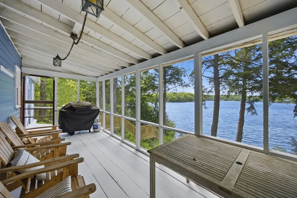 310 Hemlock Drive Gilmanton NH 03237