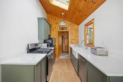 310 Hemlock Drive Gilmanton NH 03237