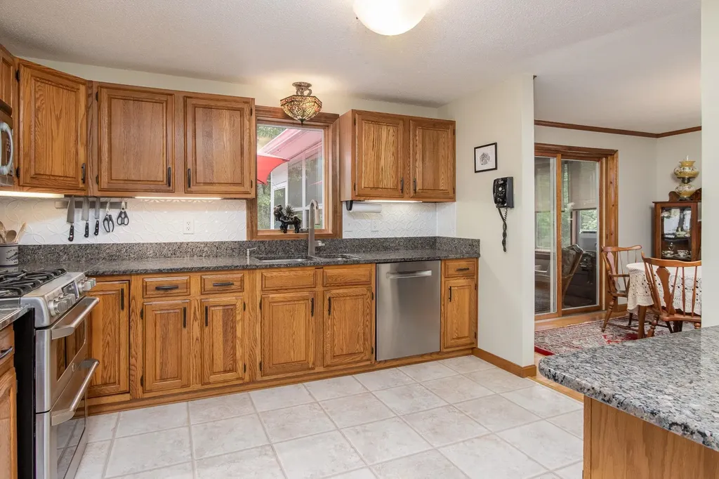 59 Whipplewill Road New Boston NH 03070