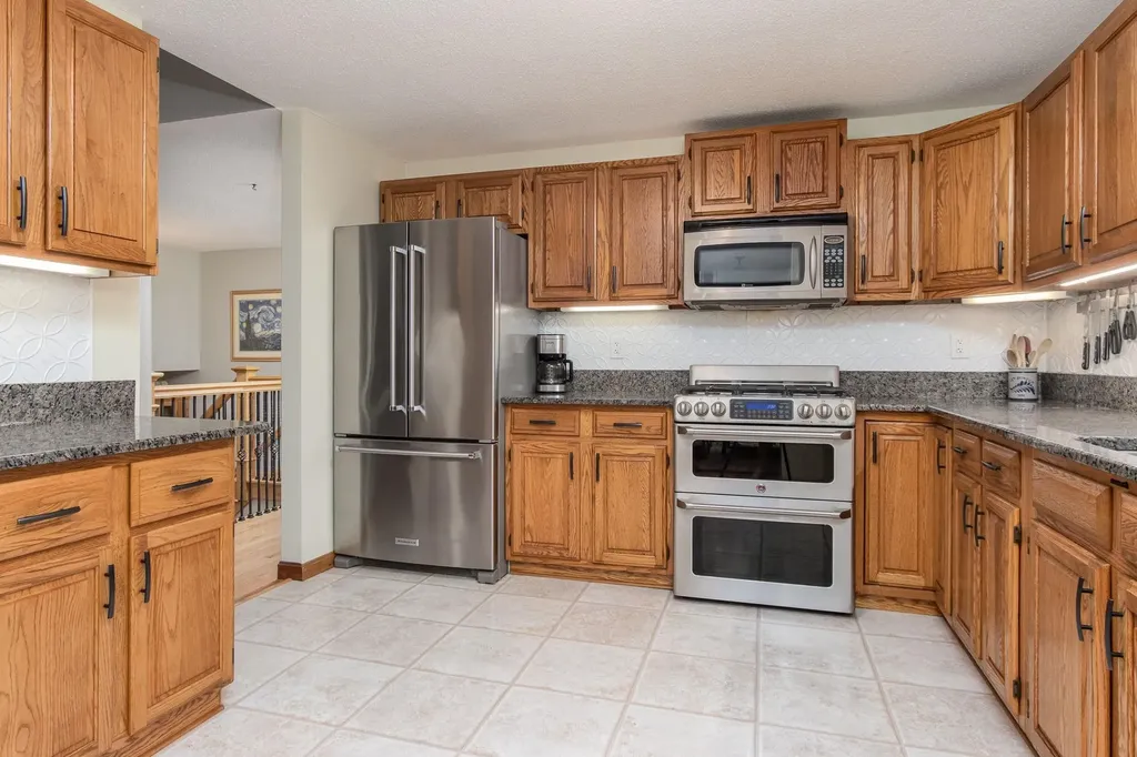 59 Whipplewill Road New Boston NH 03070