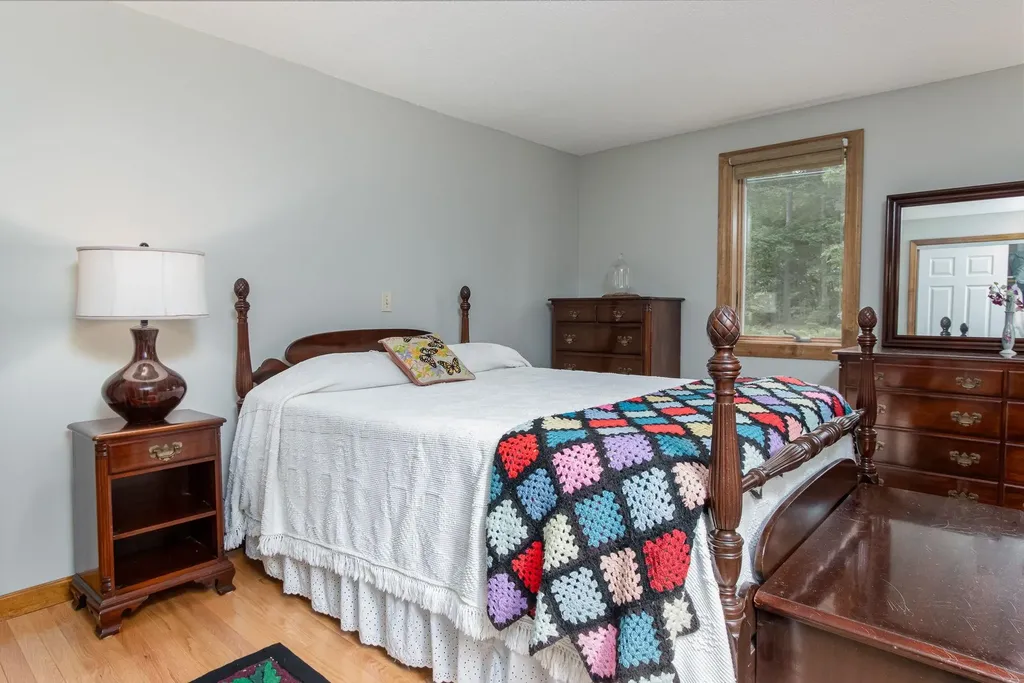 59 Whipplewill Road New Boston NH 03070