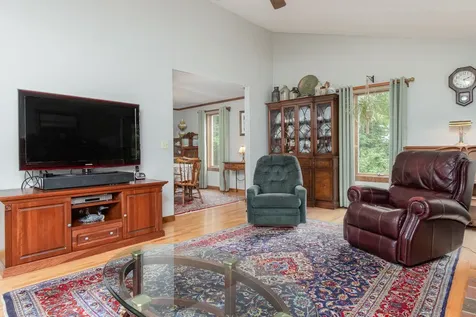 59 Whipplewill Road New Boston NH 03070