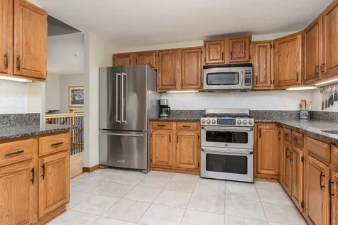 59 Whipplewill Road New Boston NH 03070