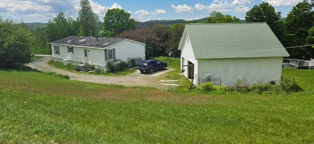 55 Green Avenue Richford VT 05476