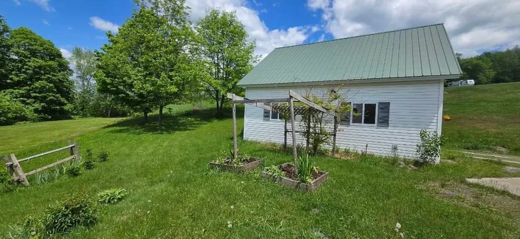 55 Green Avenue Richford VT 05476