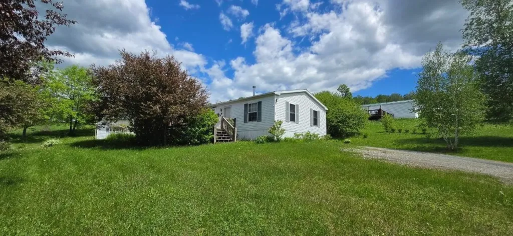 55 Green Avenue Richford VT 05476
