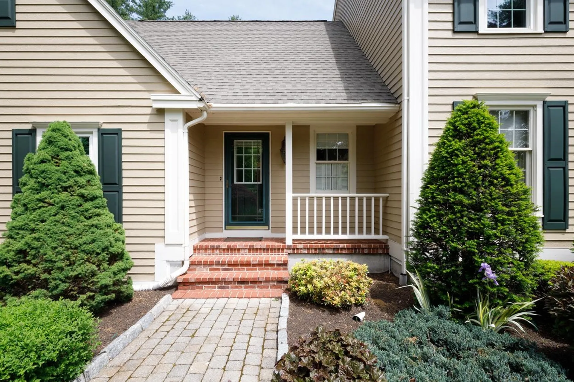 3 Aberdeen St Street Windham NH 03087