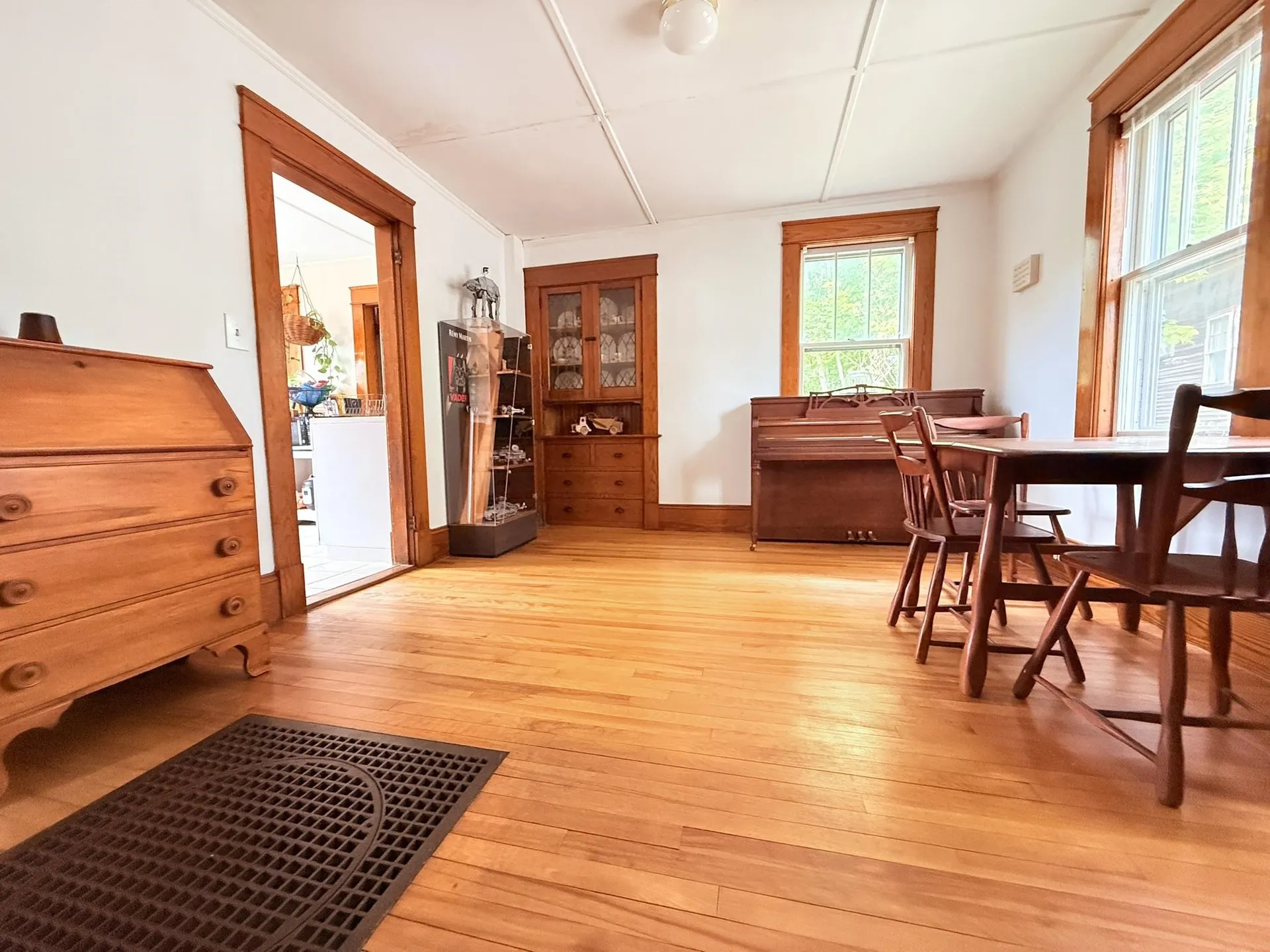 27 Columbus Circle Newport NH 03773