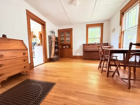 27 Columbus Circle Newport NH 03773