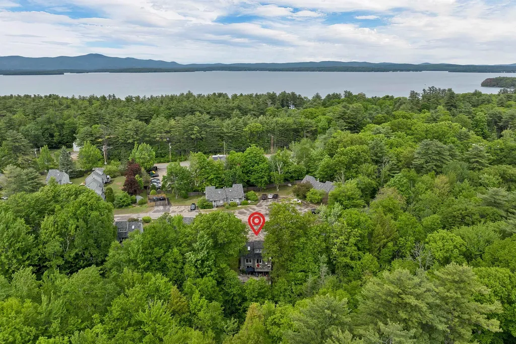 6 Cumberland Road Gilford NH 03249