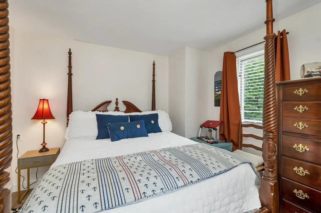 6 Cumberland Road Gilford NH 03249