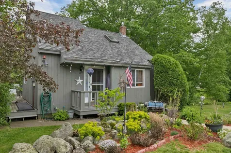 6 Cumberland Road Gilford NH 03249
