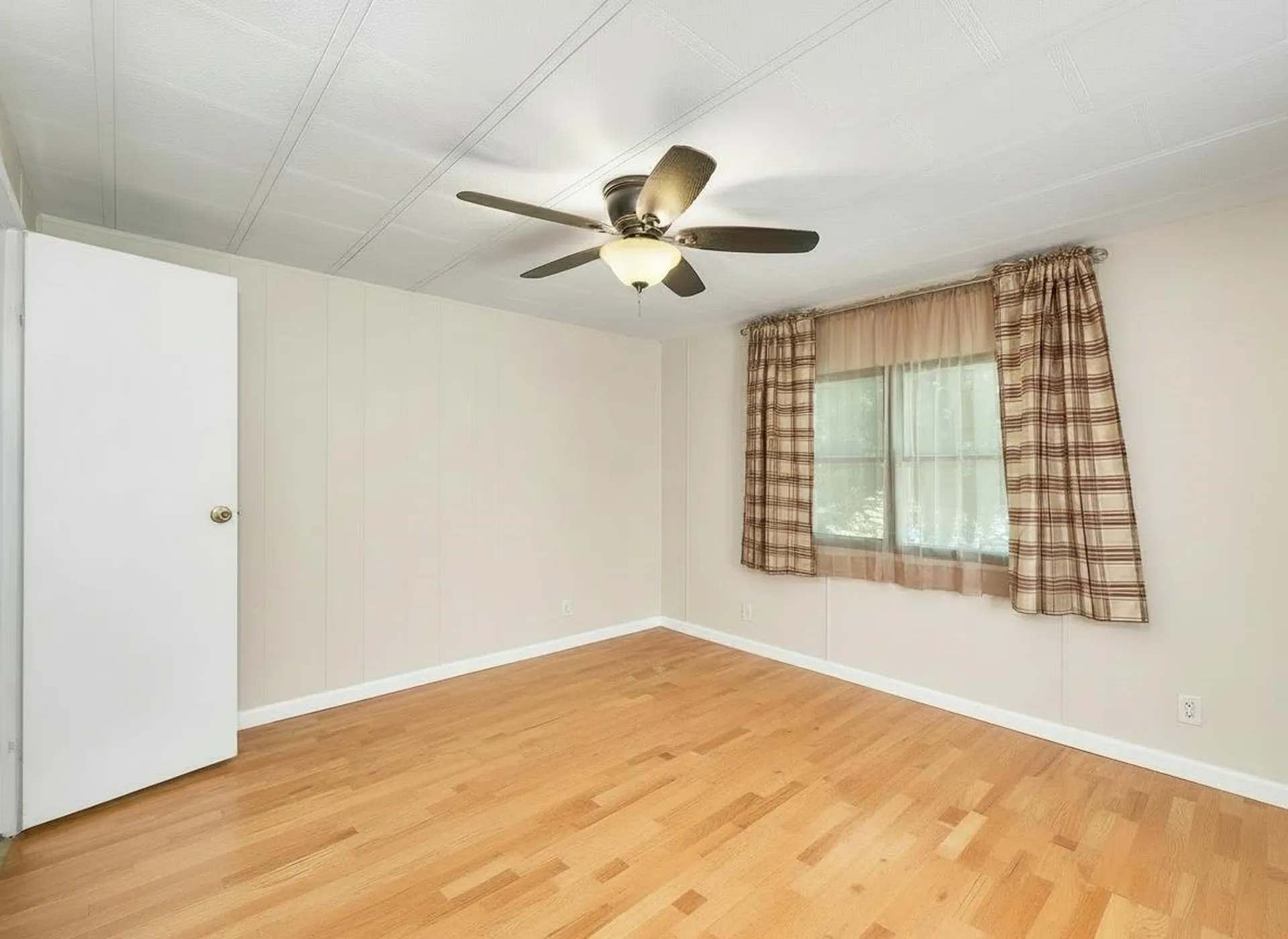 1 Woodgate Circle Tilton NH 03276