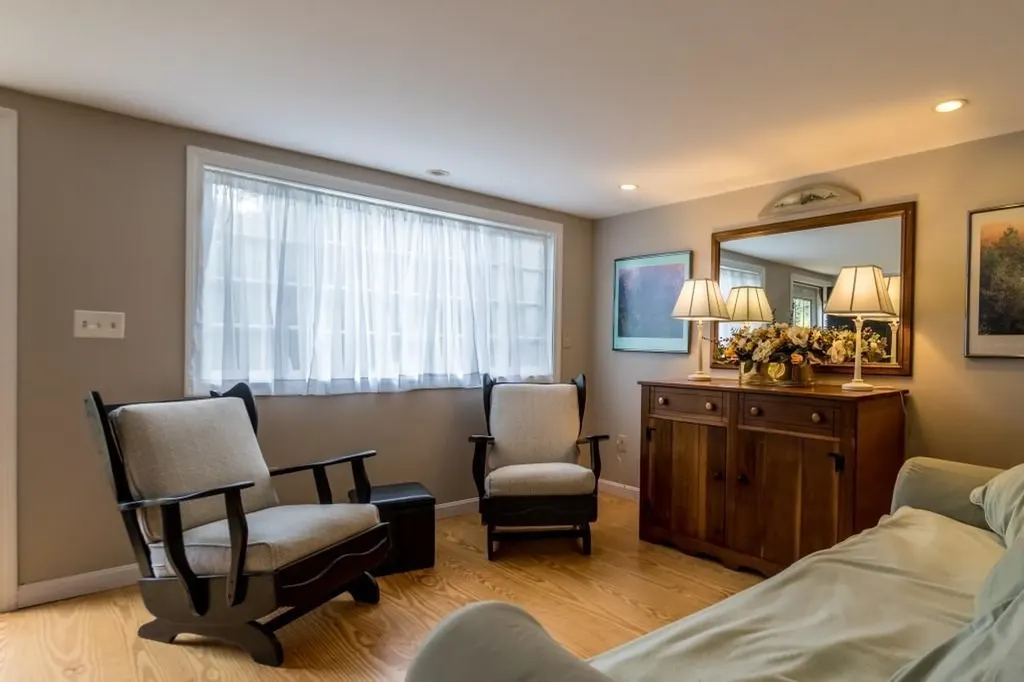 6 Willow Lane Hampton NH 03842