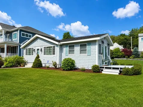 6 Willow Lane Hampton NH 03842