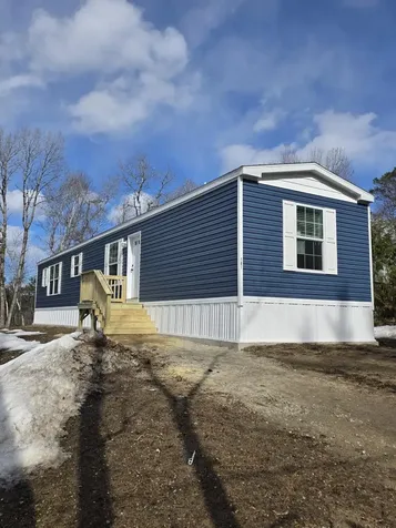 181 Leavitt Road Pittsfield NH 03263