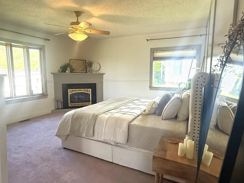 27 Good Place Hardwick VT 05843