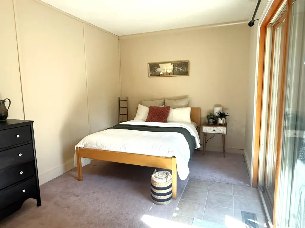 27 Good Place Hardwick VT 05843