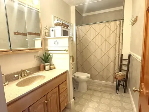 27 Good Place Hardwick VT 05843