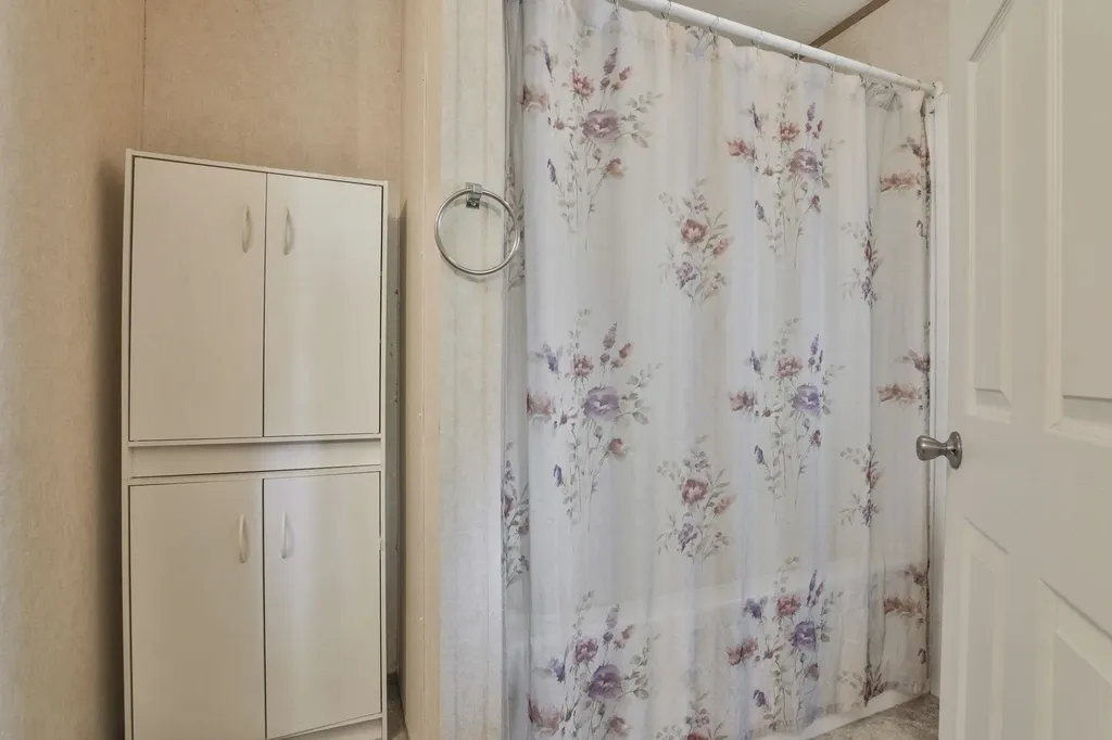 7 Pearl Court Merrimack NH 03054