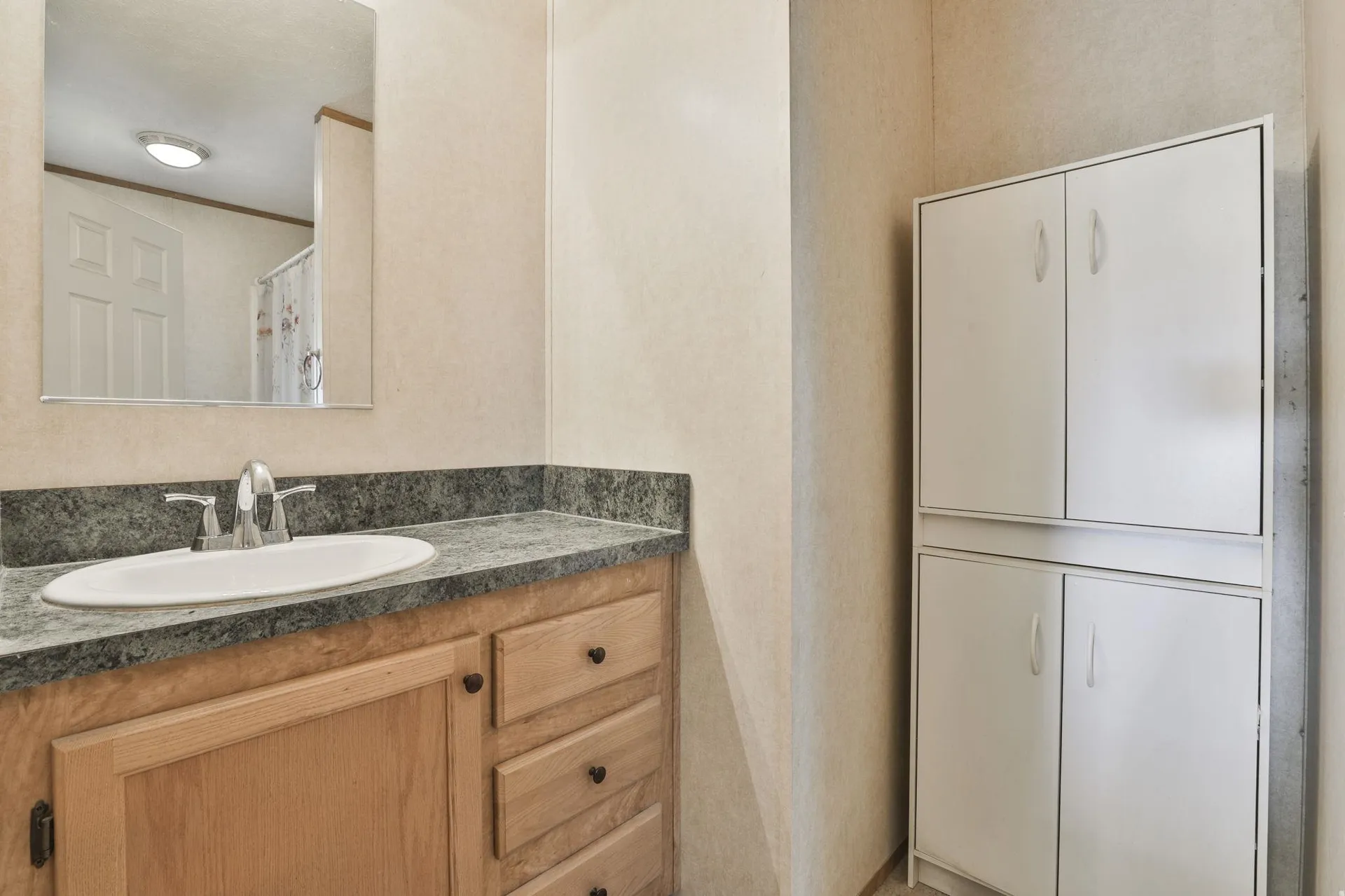 7 Pearl Court Merrimack NH 03054