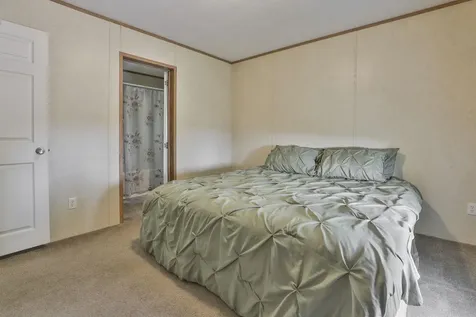 7 Pearl Court Merrimack NH 03054