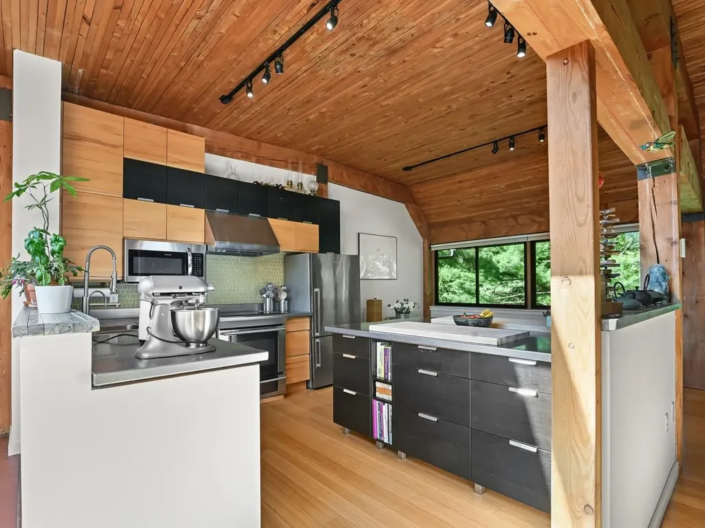 125 Redrock Drive Burlington VT 05401