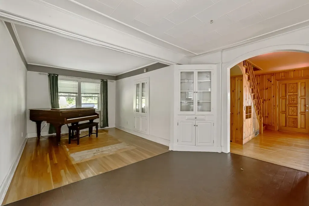 63 Highland Avenue Newport City VT 05855
