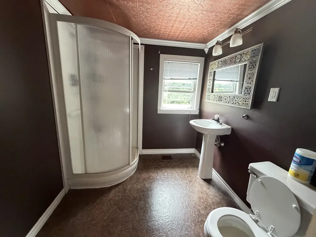 63 Highland Avenue Newport City VT 05855