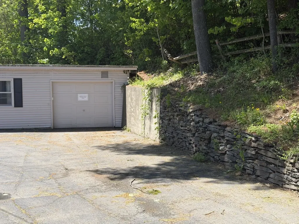 63 Highland Avenue Newport City VT 05855