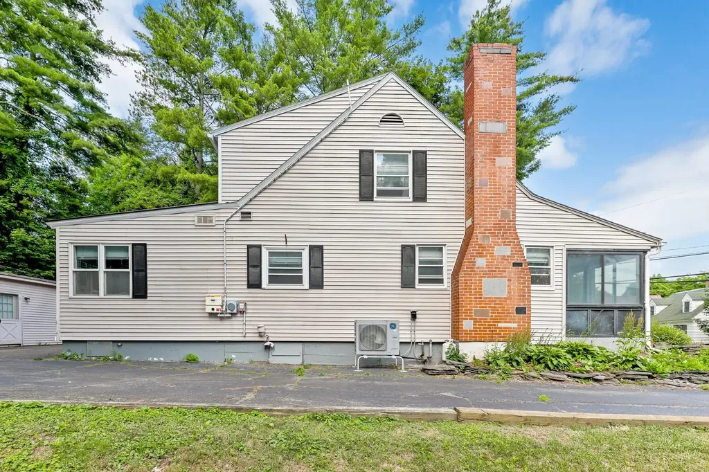 63 Highland Avenue Newport City VT 05855