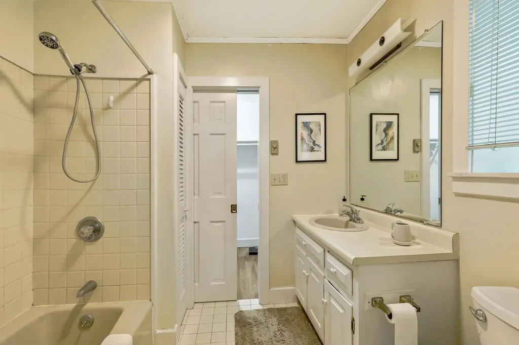 63 Highland Avenue Newport City VT 05855