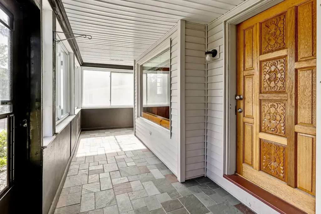 63 Highland Avenue Newport City VT 05855