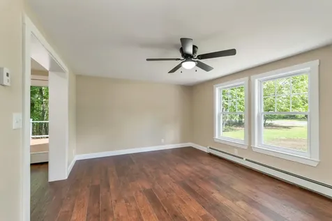 260 Center Hill Road Epsom NH 03234